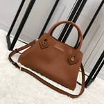 バーバリーバッグコピー